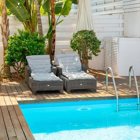 Villa Dafni *